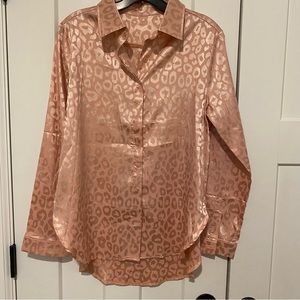 NWOT - Women’s Long Sleeve Pink Leopard Blouse - Size M
